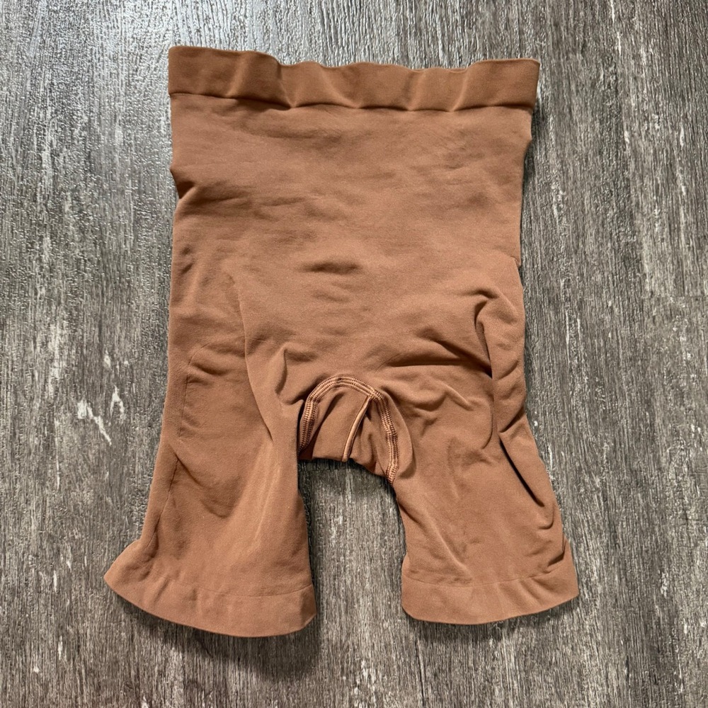 Skims Seamless Sculpt Mid Thigh Short Sienna Brown Shapewear L NWOT